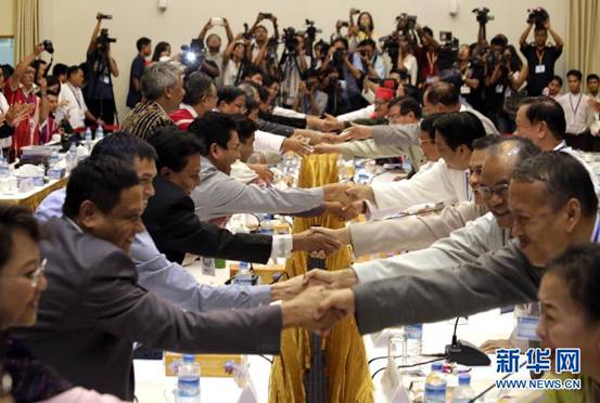 འབར་མ་རྒྱལ་ཡོངས་ཀྱི་འཁྲུག་རྩོད་མཚམས་འཇོག་པའི་གྲོས་མཐུན་གྱི་གྲོས་མོལ་ལ་ཐུན་མོང་གི་ལྟ་ཚུལ་མང་བོ་བྱུང་།
