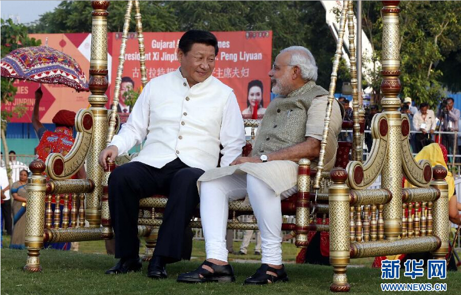 ཞི་ཅིན་ཕིང་གིས་རྒྱ་གར་གྱི་ཙུང་ལི་མའོ་ཏི་དང་མཇལ་འཕྲད་གནང་།