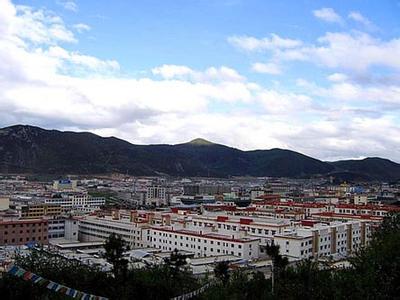 བདེ་ཆེན་ཁུལ་གྱི་གསར་སྤེལ་ས་ཁུལ་གྱིས་མང་ཚོགས་ཀྱི་འཐུང་ཆུའི་གནད་དོན་སེལ།