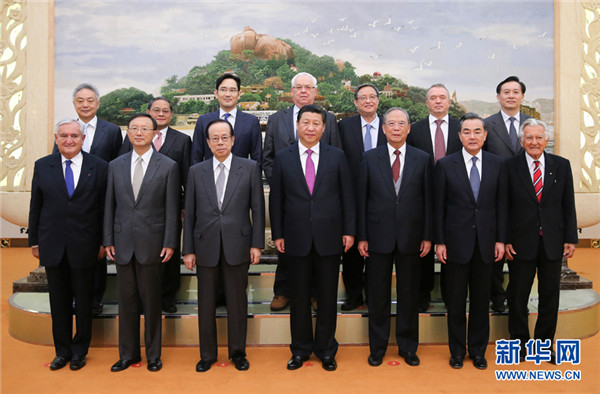 ཞི་ཅིན་ཕིང་ཡ་གླིང་པོ་ཨའོ་གླེང་སྟེགས་ལས་འཛིན་ལྷན་ཚོགས་ཀྱི་སྐུ་ཚབ་ལ་མཇལ་འཕྲད་གནང་།