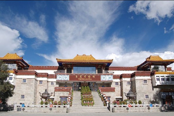 བོད་ཀྱི་གཙོ་གནད་དཔེ་རྙིང་ཉར་ཚགས་ཡོངས་བཤེར་བྱེད་འགོ་ཚུགས་པ།