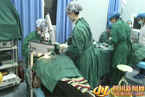 དཀར་མཛེས་ཁུལ་མི་དམངས་སྨན་ཁང་གིས་རིན་པ་མི་ལེན་པར་བདེ་རོང་རྫོང་གི་སྐྱ་འགྲིབ་ཕོག་པའི་ནད་པ་87ལ་མིག་སླར་གསོའི་གཤགས་བཅོས་བྱས།