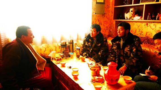 དཀར་མཛེས་ཁུལ་རིག་གནས་ཁང་གིས་ལུགས་རྙིང་ལོ་སར་སྔོན་དུ་སེར་ཤུལ་རྫོང་གི་བོད་རོད་དགོན་པར་འཚམས་འདྲི་བྱས།