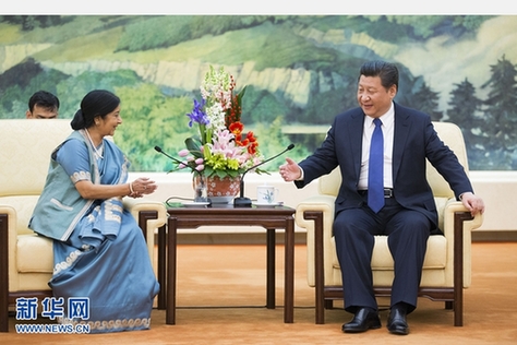 ཞི་ཅིན་ཕིང་གིས་རྒྱ་གར་གྱི་ཕྱི་འབྲེལ་པུའུ་ཀྲང་སི་ཝ་ལ་ཅེ་ལ་མཇལ་འཕྲད་གནང་།