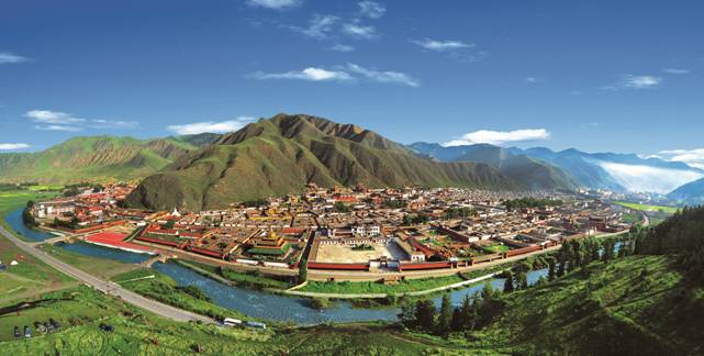 བླ་བྲང་དགོན་པའི་ལྡེབས་རིས་ལ་སྲུང་སྐྱོབ་དང་ཞིག་གསོ་མཛད་པའི་འཆར་གཞི་ཡོད་པ།