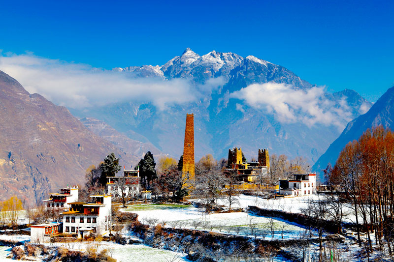 སི་ཁྲོན་དཀར་མཛེས་བོད་ཁུལ་གྱི་ཡུལ་སྐོར་འོས་སྦྱོར་ཚོགས་འདུ་ཁྲུང་ཆིང་དུ་འཚོགས།