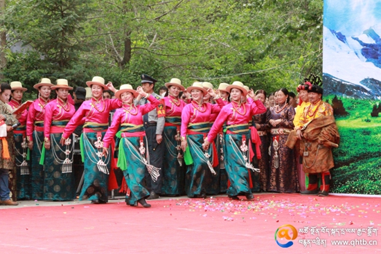 2015ལོའི་ཟི་ལིང་ས་ཁུལ་གྱི་བོད་ཀྱི་རིག་གནས་དུས་ཆེན་སྐབས་ཉེར་དགུ་པ་བསྡུས།