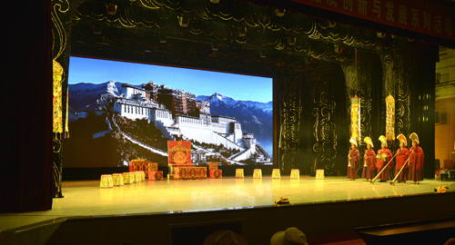 2015ལོའི་སི་ཁྲོན་ཞིང་ཆེན་བོད་ཀྱི་ཟློས་གར་གསར་གཏོད་དང་འཕེལ་རྒྱས་མུ་འབྲེལ་བྱེད་སྒོ་སྤེལ་འགོ་ཚུགས།