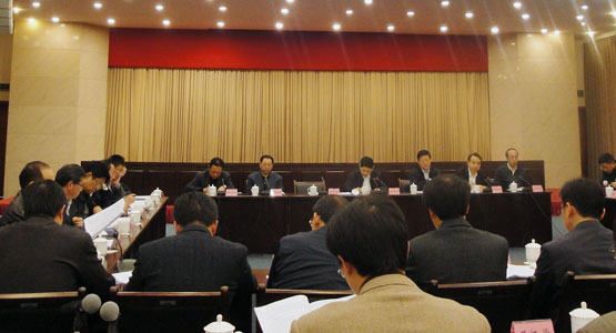 སི་ཁྲོན་ཞིང་ཆེན་གྱིས་སྐབས་གསར་པའི་གཞི་རིམ་དུ་སྐྱོད་པ་ཞེས་པའི་བྱེད་སྒོ་ནན་ཏན་དང་གཏིང་ཟབ་པོའི་ངང་ནས་སྤེལ།