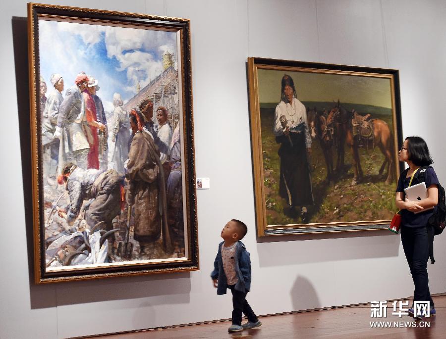 བོད་རང་སྐྱོང་ལྗོངས་དབུ་བརྙེས་ནས་ལོ་འཁོར་50ལོན་པར་རྟེན་འབྲེལ་ཞུ་བའི་རི་མོ་འགྲེམ་སྟོན་པེ་ཅིང་ནས་སྤེལ་འགོ་ཚུགས།