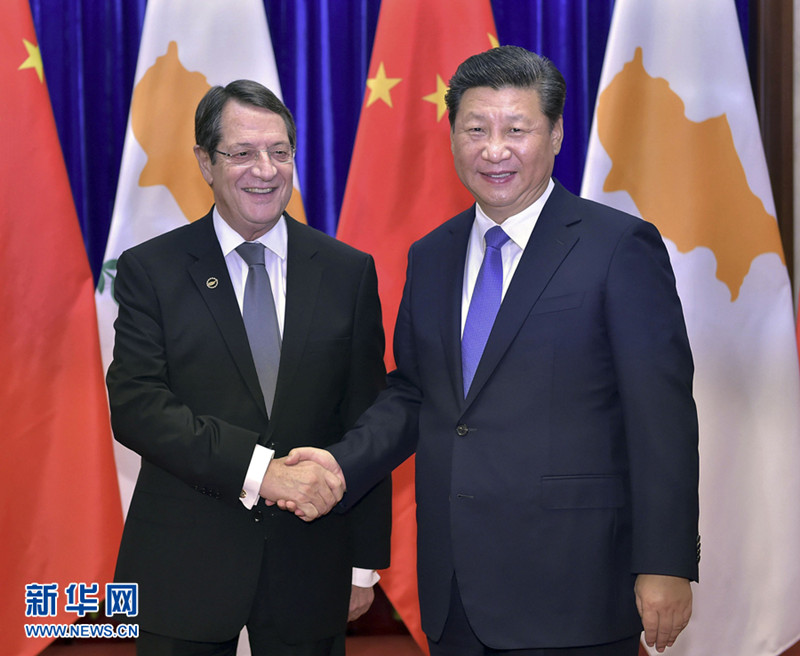 ཞི་ཅིན་ཕིང་གིས་སེ་ཕར་སིའི་སྲིད་འཛིན་དང་མཇལ་འཕྲད་གནང་།