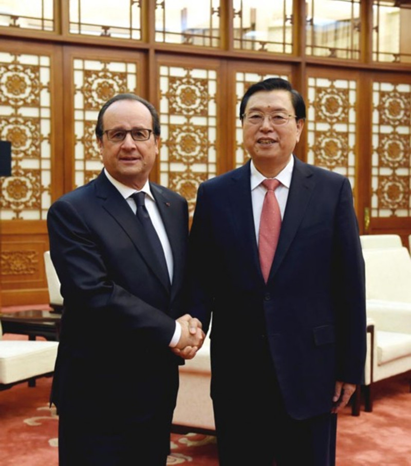 ཀྲང་ཏེ་ཅང་གིས་ཧྥ་རན་སིའི་སྲིད་འཛིན་ཨོ་ལང་ཏི་དང་འཇལ་འཕྲད་གནང་།