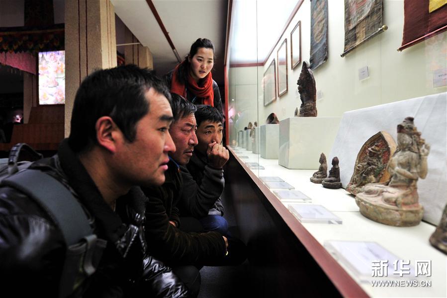བོད་ལྗོངས་ནས་གནའ་རབས་རིག་གནས་སྒྱུ་རྩལ་ཞིབ་འཇུག་ལྷན་ཚོགས་བཙུགས་ཤིང་རིག་དངོས་བརྒྱ་ལྷག་འགྲེམ་སྟོན་བྱས།