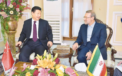 ཞི་ཅིན་ཕིང་གིས་ཨི་རན་དབྱི་སི་ལན་གྲོས་ཁང་གི་གྲོས་དཔོན་ལཱ་ལི་ཅ་ཉི་དང་འཇལ་འཕྲད་གནང་།