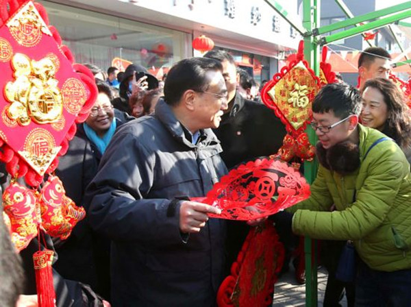 ལི་ཁེ་ཆང་གིས་ཉིང་ཞ་མི་དམངས་ལ་ལོ་སར་གྱི་སྨོན་འདུན་ཞུས།