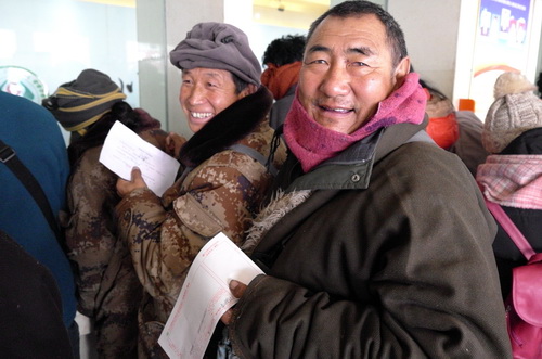 ཁྱུང་མཆུ་རྫོང་གིས་འོ་མ་བཙོང་བའི་རིན་འབབ་སྒོར་ཁྲི་5118འབྲོག་པའི་ལག་དུ་སྤྲད།