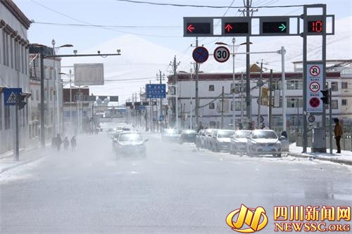 གངས་སྐྱོན་རྗེས་ཀྱི་སེར་ཤུལ་རྫོང་གི་མང་ཚོགས་ཀྱི་འཚོ་བ་གོ་རིམ་ལྡན་པར་གྱུར།