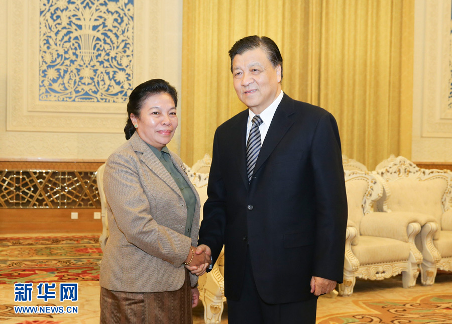 ལིའུ་ཡུན་ཧྲན་གྱིས་ལ་ཝོ་སིའི་མི་དམངས་གསར་བརྗེ་ཏང་གི་འཐུས་ཚབ་ཚོགས་པར་མཇལ་འཕྲད་གནང་།