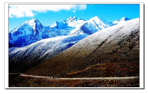 ཉེ་ཆར་སྒྱུར་བཀོད་ཁྲོད་ཀྱི་ཐེན་ཅིན་ལམ་དང་ཁམས་བོད་ལམ་གྱི་སྣུམ་སྙིགས་བཏིངས་ནས་ལེགས་འགྲུབ་བྱུང་ལ་ཉེ།