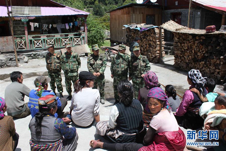བོད་ལྗོངས་སྟེང་ཆེན་རྫོང་དང་དིང་རི་རྫོང་སོ་སོར་རིམ་པ་5.3གྱི་ས་འགུལ་བྱུང་བ།