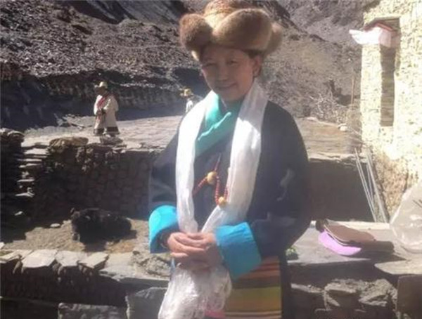 ཚེ་རིང་དབྱངས་སྐྱིད་ཀྱི་སྒྲུང་རིང་《མེ་ཏོག་དང་རྨི་ལམ།》གྱི་བརྩམས་ཆོས་བགྲོ་གླེང་གྲོས་ཚོགས་ལྷ་ས་རུ་བསྡུས།