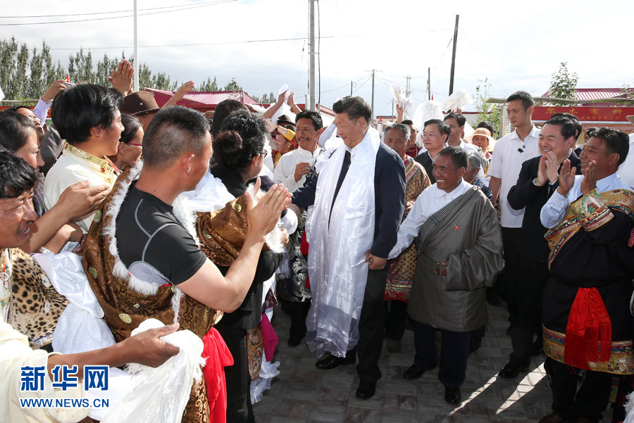 སྤྱི་ཁྱབ་ཧྲུའུ་ཅི་ཞི་ཅིན་ཕིང་མཚོ་སྔོན་ཞིང་ཆེན་ལ་གཟིགས་ཞིབ་ཏུ་ཕེབས་པའི་ཉིན་གཉིས་པ།