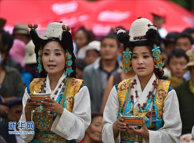 ལྷ་སའི་ཞོ་སྟོན་དུས་ཆེན་གྱི་འགོ་ཚུགས་པ།