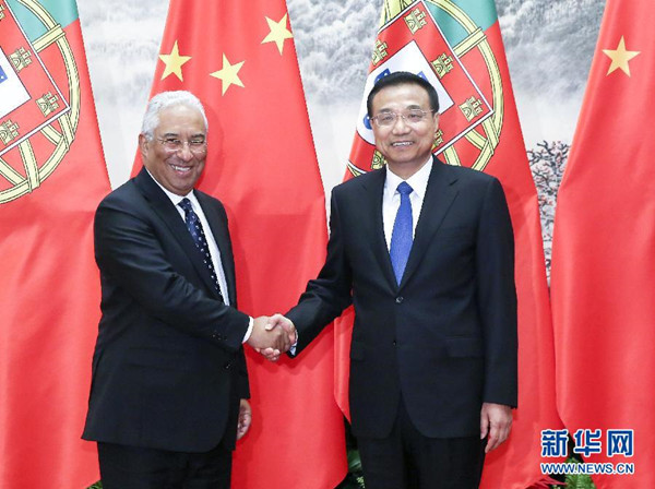 ལི་ཁེ་ཆང་གིས་ཕོར་ཐུ་གལ་གྱི་ཙུང་ལི་ཁི་སི་ཐ་དང་གྲོས་མོལ་མཛད།