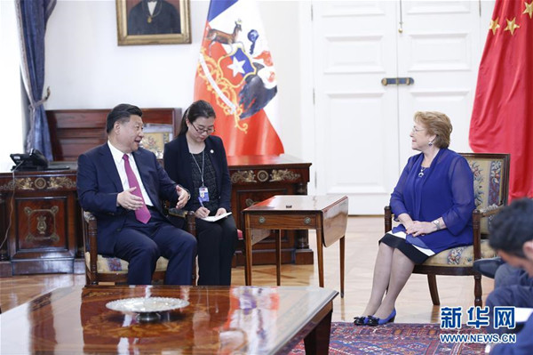 ཞི་ཅིན་ཕིང་གིས་ཆི་ལིའི་སྲིད་འཛིན་པ་ཆི་ལེ་ཏི་དང་གྲོས་མོལ་མཛད།