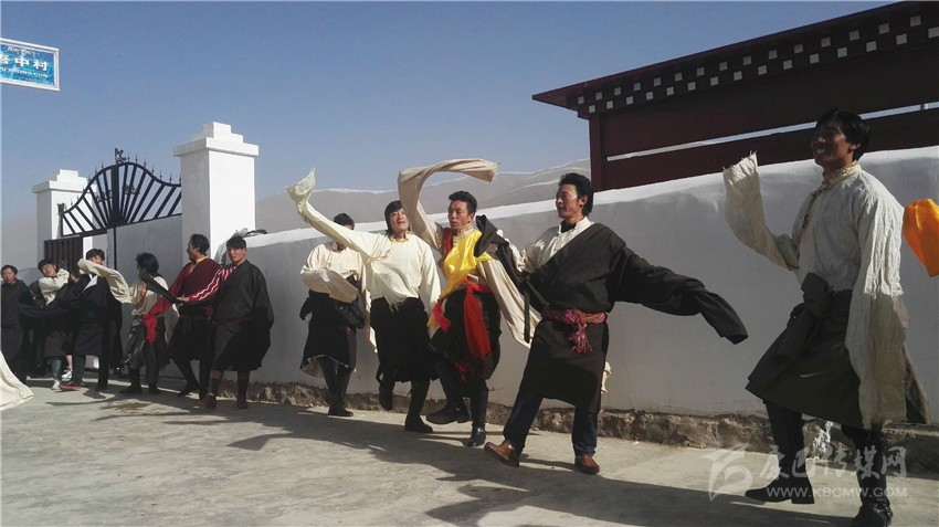 དགོད་སྒྲའི་ཁྲོད་ཀྱི་ལོ་སར་སྤྲོ་སྟོན། 