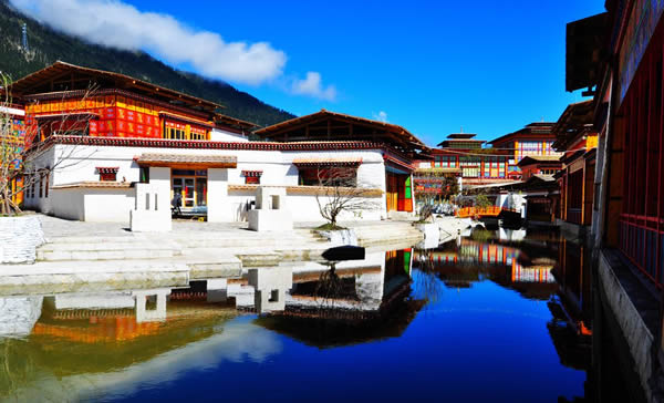 བོད་ལྗོངས་ཀླུ་ནང་རྒྱལ་སྤྱིའི་ཡུལ་སྐོར་གྲོང་བརྡལ་དེ་དངོས་སུ་ཚོང་གཉེར་བྱེད་འགོ་ཚུགས། 