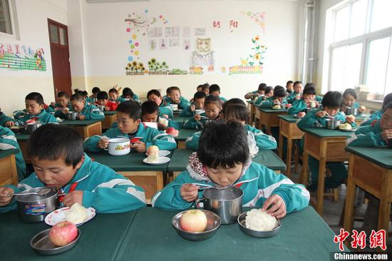 སློབ་གསོ་པུའུ་དང་ནོར་སྲིད་པུའུ་ཡིས་འཚོ་བཅུད་ལེགས་བཅོས་འཆར་གཞིའི་ནང་ཚུད་པའི་སློབ་མའི་མི་འབོར་མ་ནོར་བ་བྱ་དགོས་ཞེས་བཏོན་པ། 
