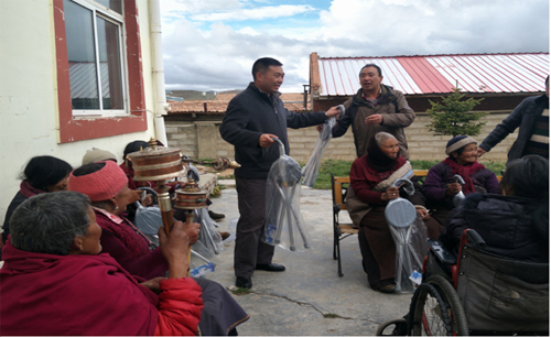 མཛོད་དགེ་རྫོང་གིས་རྒྱལ་ཡོངས་ཀྱི་དབང་སྐྱོན་རོགས་སྐྱོར་ཉིན་མོའི་དྲིལ་བསྒྲགས་བྱེད་སྒོ་སྤེལ།