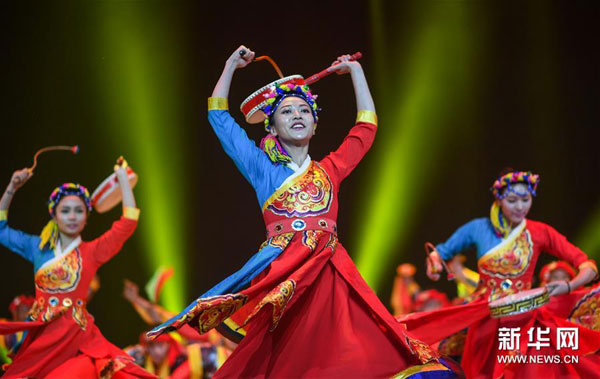 བོད་ལྗོངས་ལྷ་སར་དམངས་ཁྲོད་རིག་རྩལ་གྱི་ཉམས་འགྱུར་ངོམས།