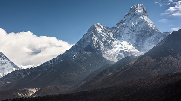 ཧི་མ་ལ་ཡའི་རི་རྒྱུད་དུ་དབུལ་སྒྲོལ་འགག་སྒྲོལ་བྱས་པ།