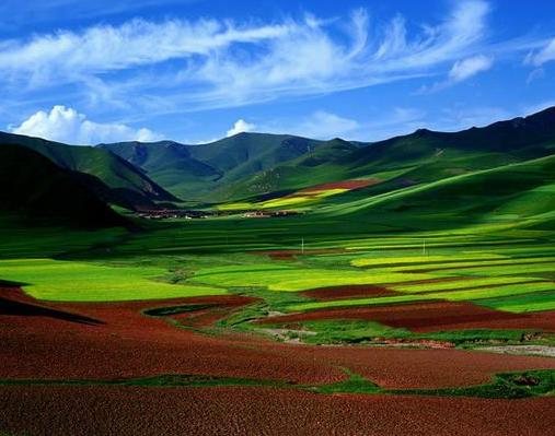 དཀར་མཛེས་ཁུལ་དམངས་ཆེན་རྒྱུན་ལས་ཨུ་ཡོན་ལྷན་ཁང་གིས་ཞིང་ཆེན་ཏང་གི་འཐུས་མི་ཚོགས་ཆེན་ཐེངས་བཅུ་གཅིག་པའི་དགོངས་དོན་བརྒྱུད་སྒྲོག་དང་སློབ་སྦྱོང་ལག་བསྟར་བྱས།  