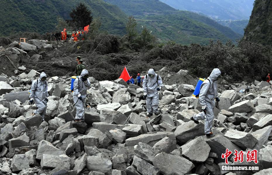 སི་ཁྲོན་གྱིས་ཚེ་སྲོག་མྱུར་སྐྱོབ་ཀྱི་ལས་ཀ་འོས་འགན་ཨང་དང་པོར་བརྩིས་པ།