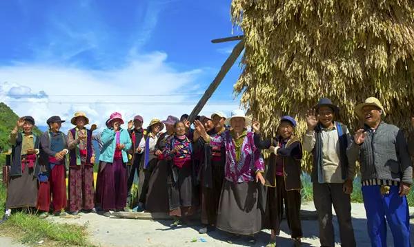 ཁྲོ་ཆུ། དབུལ་བྲལ་འབྱོར་འབྲིང་གི་ལམ་དུ་བསྐྱོད་པའི་རུ་སྡེ་ཆེན་མོ།