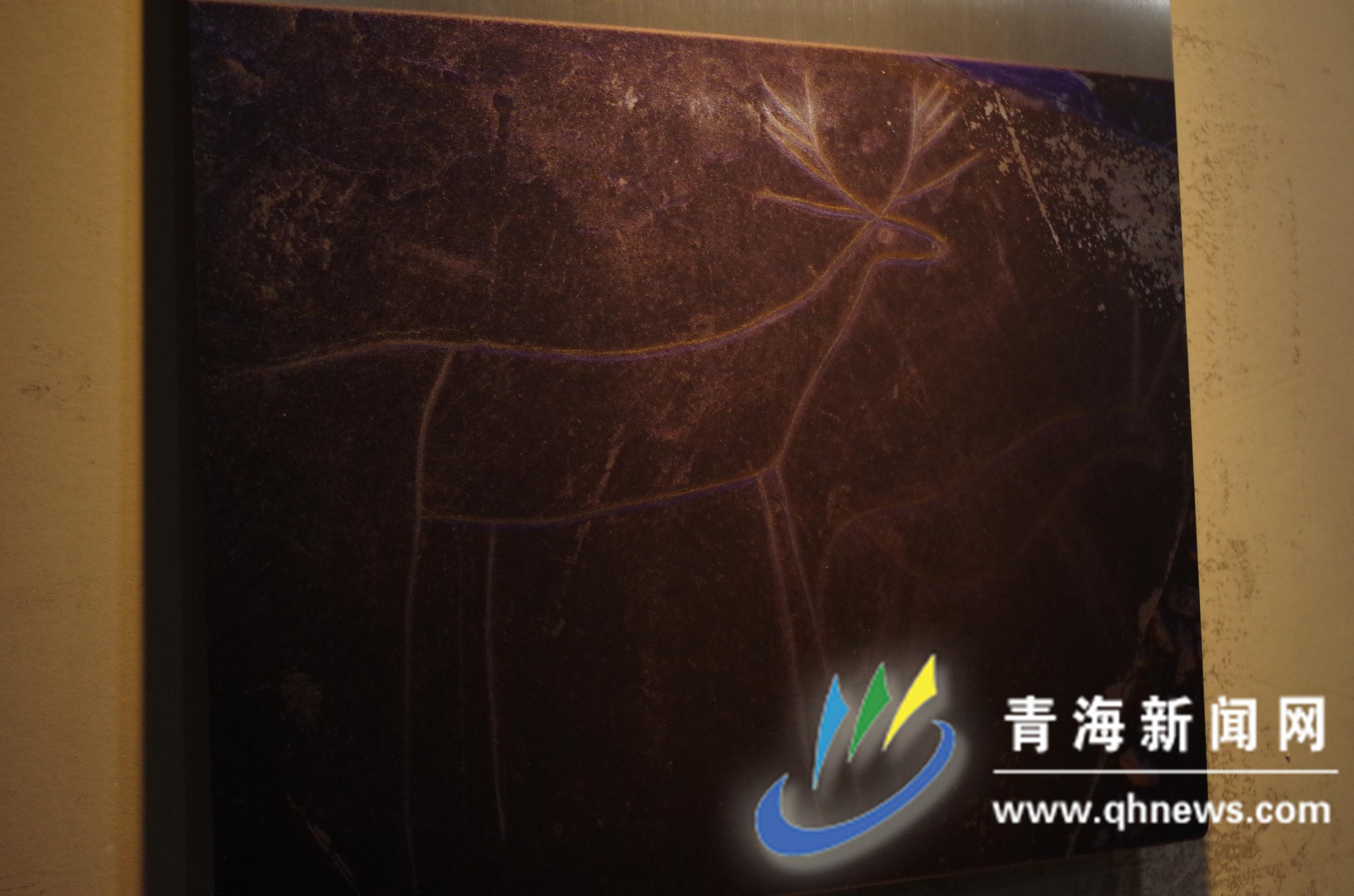 རྒྱལ་ཁབ་ཕྱི་ནང་གི་བྲག་བརྐོས་རི་མོའི་ཆེད་མཁས་པ་ཟི་ལིང་དུ་མཉམ་འཛོམས་ཀྱིས་ཡུལ་ཤུལ་གནའ་བོའི་བྲག་བརྐོས་རི་མོར་ཞིབ་འཇུག་དཔྱད་གླེང་བྱས་པ།