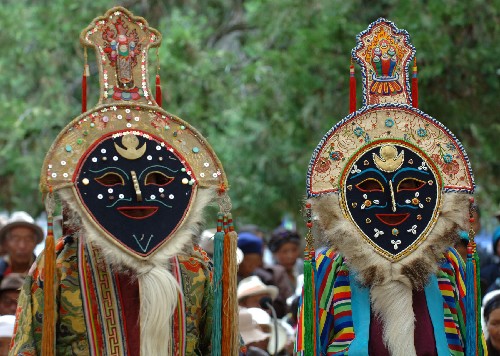 ད་ལོའི་ཞོ་སྟོན་རིང་གི་ངོ་མཚར་བའི་བྱེད་སྒོ་ཁག 