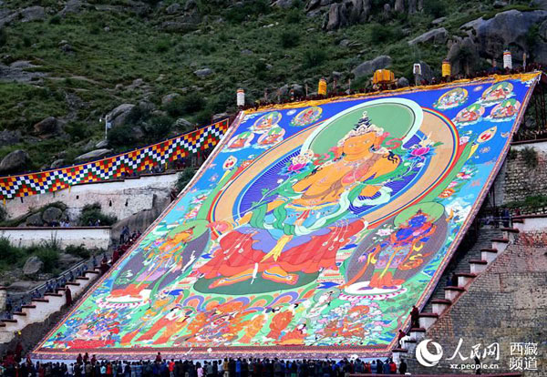 ལྷ་སའི་ཞོ་སྟོན་དགའ་གཏོང་བྱེད་པ། 