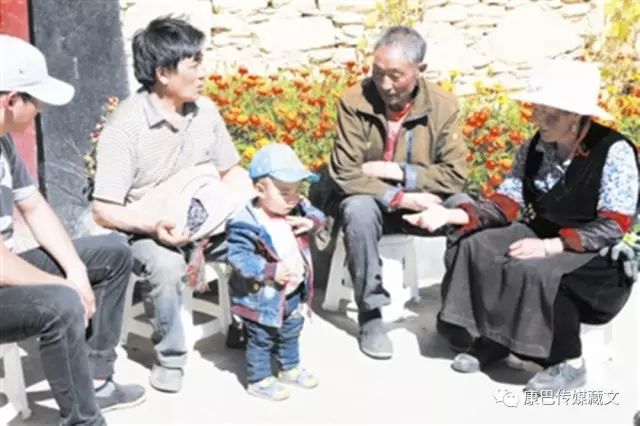 ཏང་གི་ཚོགས་ཆེན་བཅུ་དགུ་པར་བསུ་མ་བྱས་ཏེ་བདེ་སྐྱིད་ཀྱི་ལམ་དུ་བསྐྱོད་པ། 