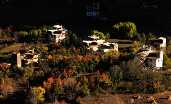 དཀར་མཛེས་ཁུལ་གྱིས་འབད་བརྩོན་ཧུར་ཐག་བྱས་ཏེ་འགག་སྒྲོལ་ལས་ཀའི་འགན་འཁྲི་ཕྲག་ཏུ་ཁུར།