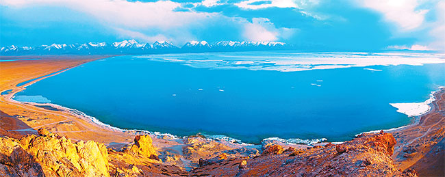 པར་ཆས་ཀྱི་ཤེལ་མིག་ཁྲོད་ཀྱི་མཛེས་པའི་བོད་ལྗོངས།