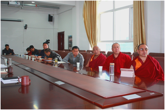 མཚོ་སྔོན་ནང་བསྟན་སློབ་གླིང་གིས་ཚོགས་ཆེན་བཅུ་དགུ་པའི་འགོ་ཚུགས་མཛད་སྒོར་གཟིགས། 
