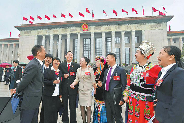 དུས་རབས་གསར་པར་བསྐྱོད་ནས་མཉམ་དུ་རྒྱང་བསྐྱོད་གསར་པའི་ལམ་དུ་ཆས། 
