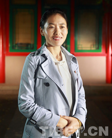  མོན་པ་རིགས་ཀྱི་ཚོགས་ཆེན་བཅུ་དགུ་པའི་འཐུས་མིས་ཚོགས་ཆེན་བཅུ་དགུ་པའི་དགོངས་དོན་ཕ་ཡུལ་གྱི་ཡུལ་མི་སྤུན་ཟླ་རེ་རེར་བརྒྱུད་སྒྲོག་གནང་རྒྱུ་ཡིན་ཟེར།