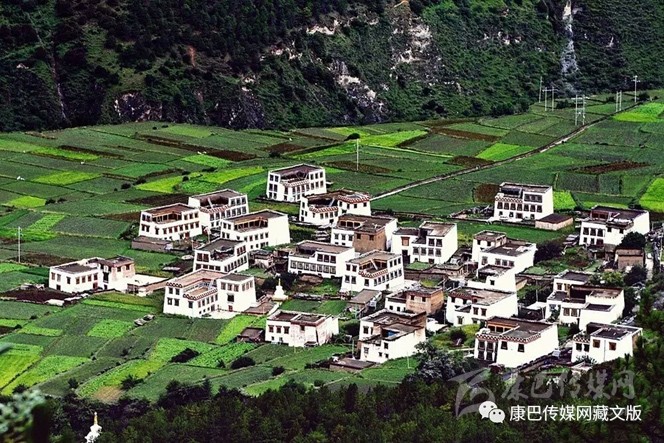 ཕྱག་ཕྲེང་རྫོང་གིས་རྒྱལ་སྤྱིའི་སྤྲོ་གསེང་ཡུལ་སྐོར་བྱ་ཡུལ་བསྐྲུན།