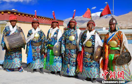  བོད་ལྗོངས་ཀོ་རྩལ་ཞབས་བྲོའི་རྒྱུན་འཛིན་པ།