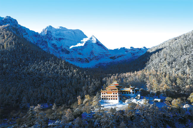 དགུན་སྟོད་ཀྱི་སི་ཁྲོན་འདབ་པའི་ཡུལ་གྲུ། 